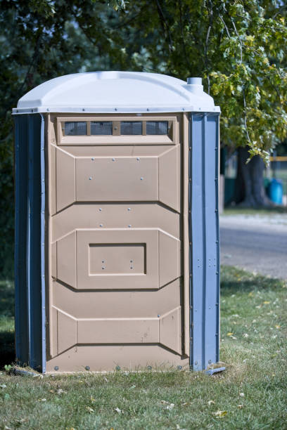 Best High-end porta potty rental  in Dos Palos, CA